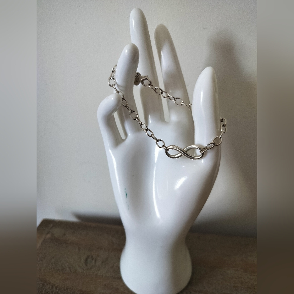 Original Tiffany & Co. Sterling Silver Infinity Bracelet Bracelet